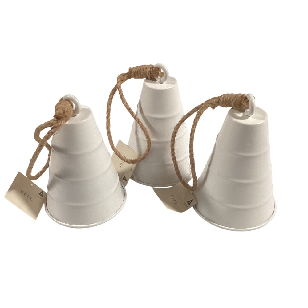 Set of 3 White Metal Farmhouse Bells‎ Home Decor Hanging Bells